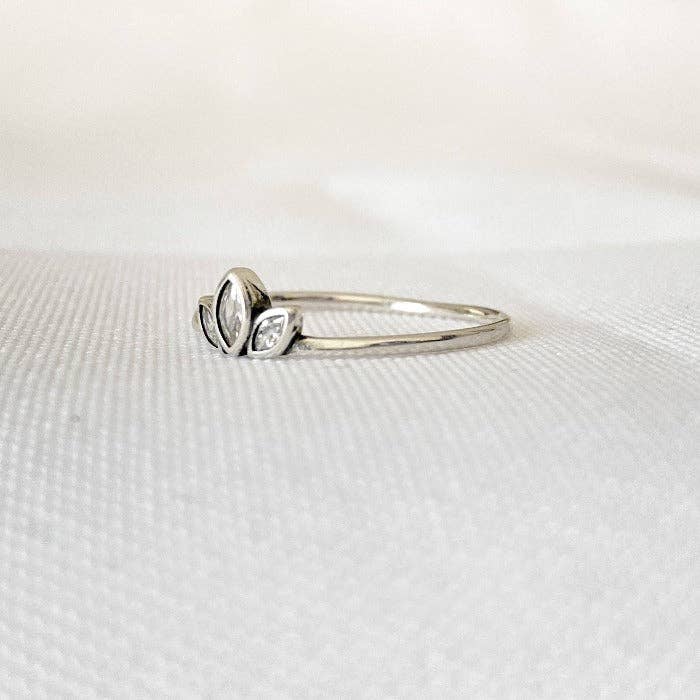 LOTUS | Bague en argent sterling 925 et zircons