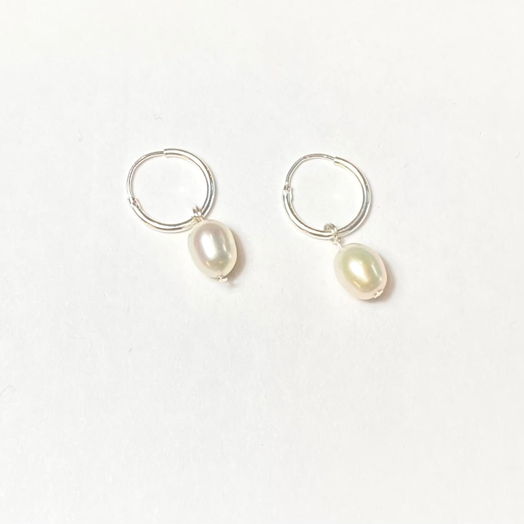 Boucles d'oreilles dormeuses et perles argent