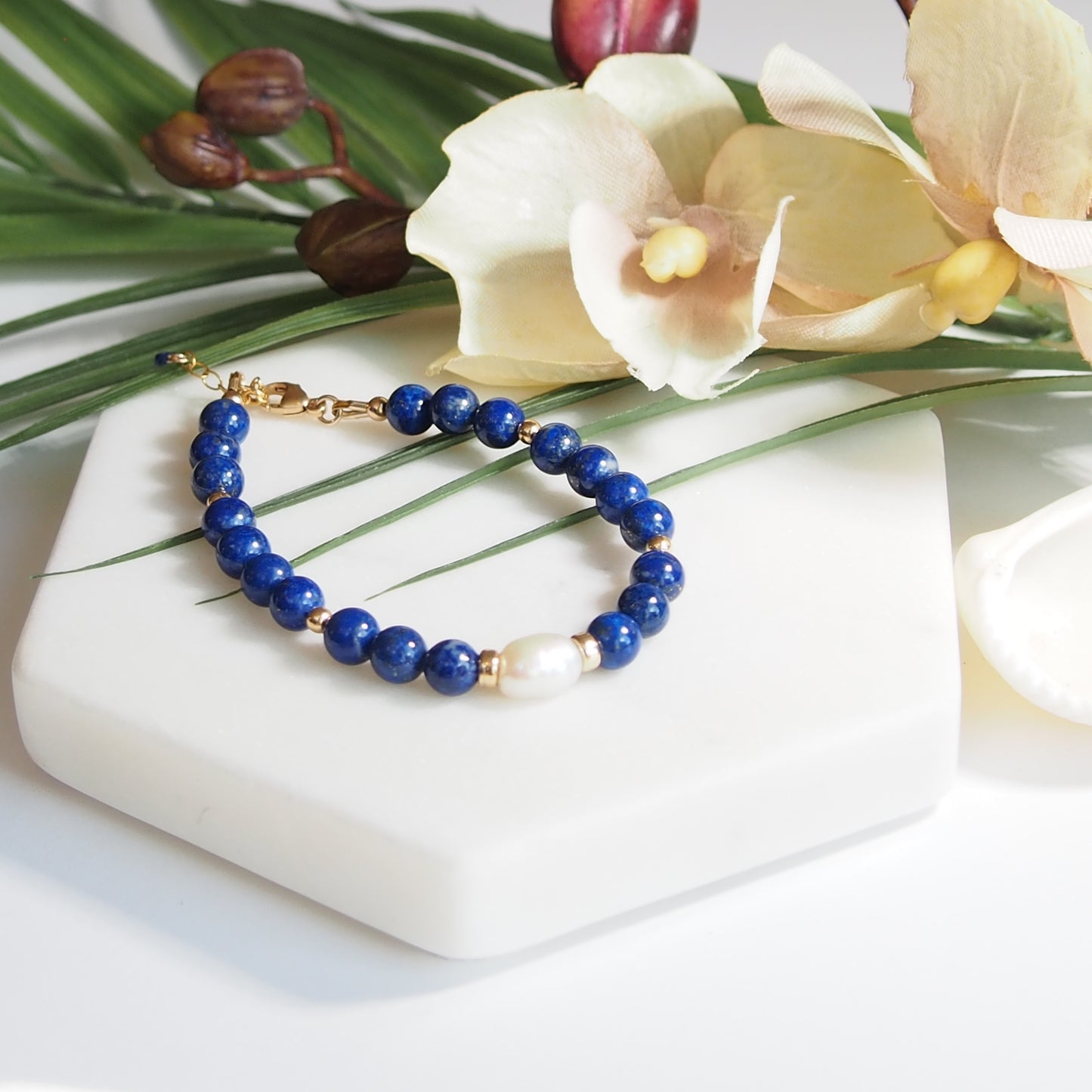 Bracelet Lapis-lazuli, or et perle d'eau douce