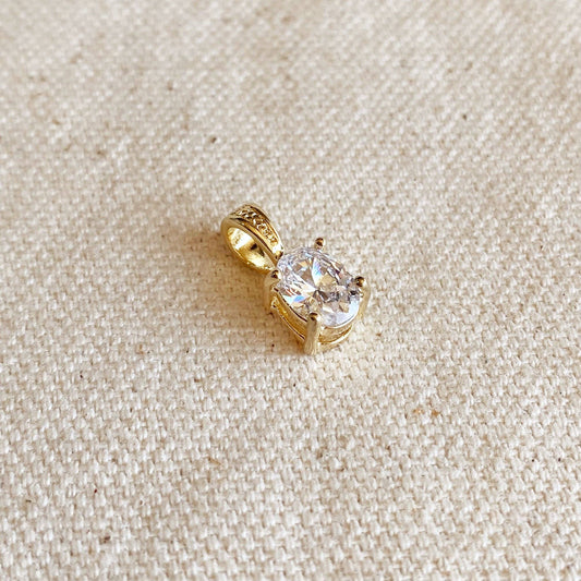 Collier avec chaine figaro et pendentif ovale en zircone cubique en or rempli 18 carats