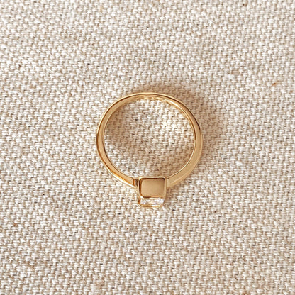 Bague solitaire carrée en or rempli 18 carats