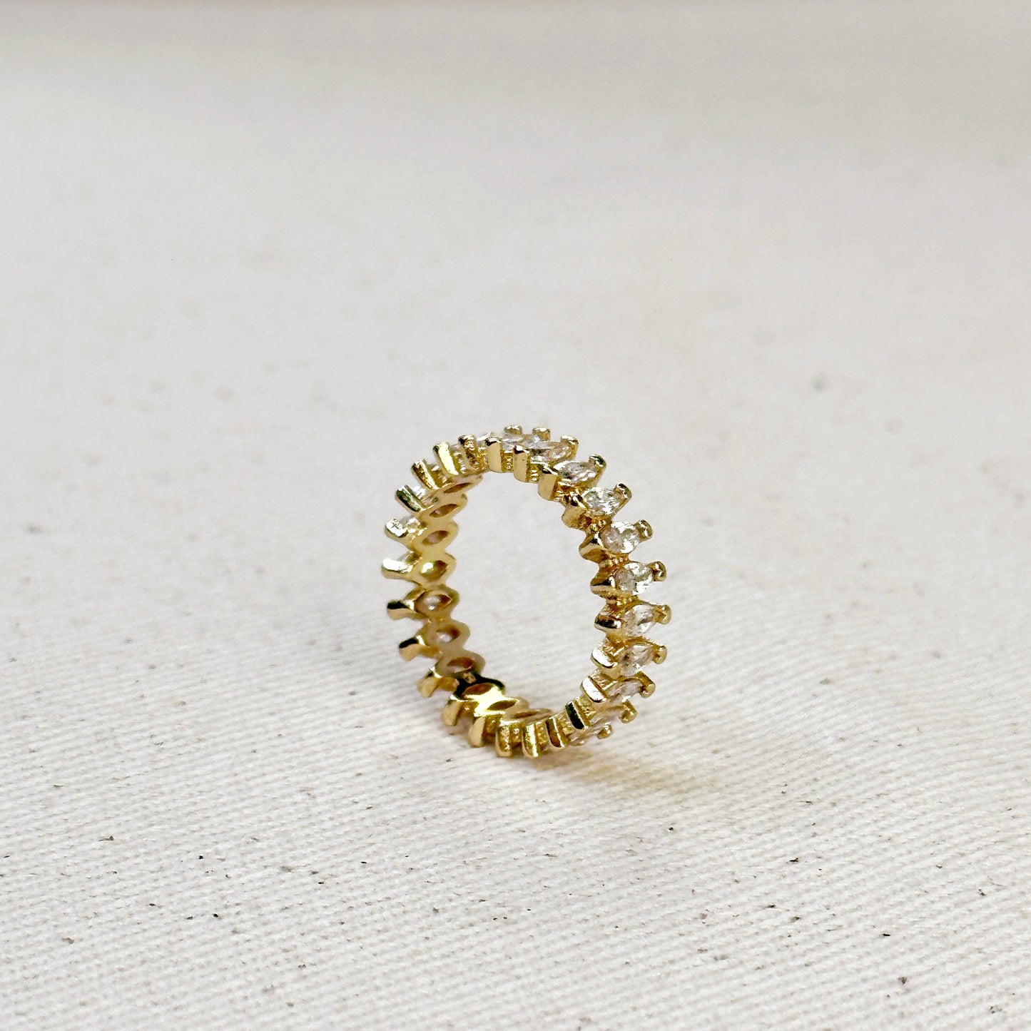 Bague Marquise Eternity remplie d'or 18 carats