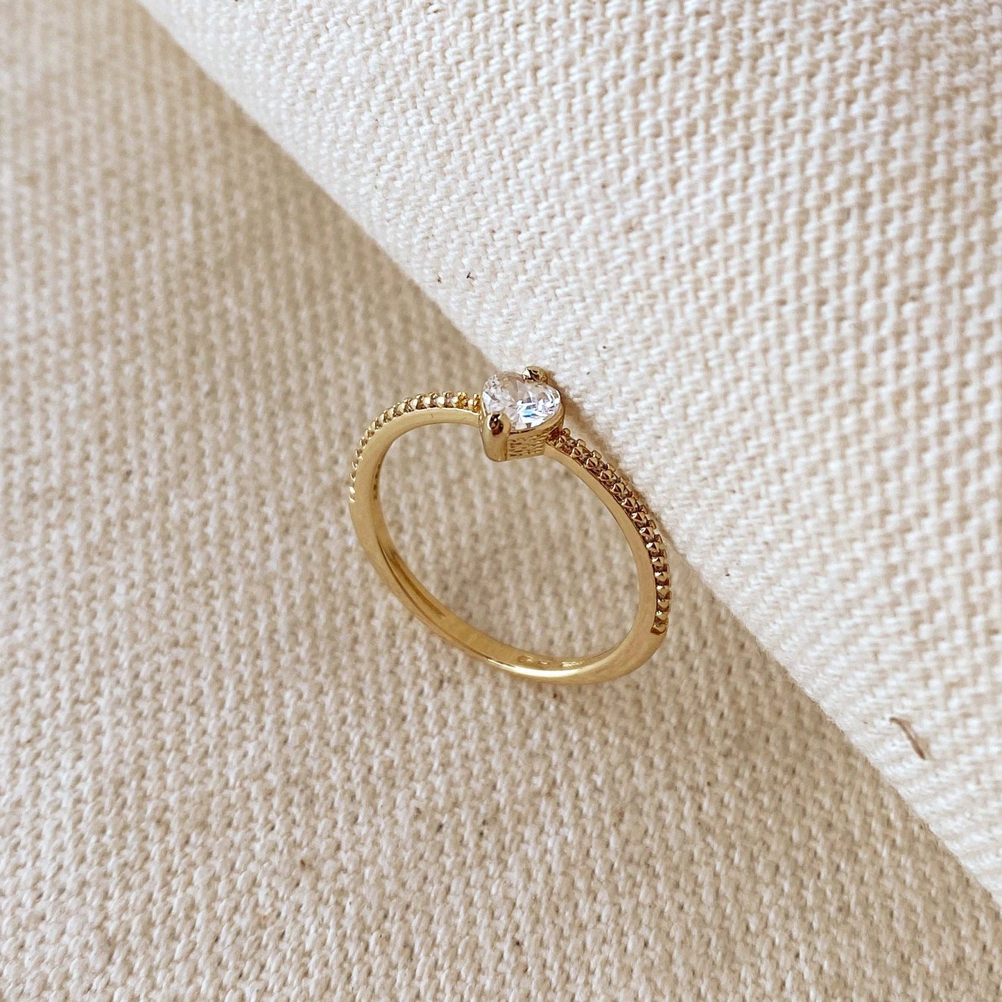 Bague empilable en forme de mini-cœur vintage en or rempli 18 carats