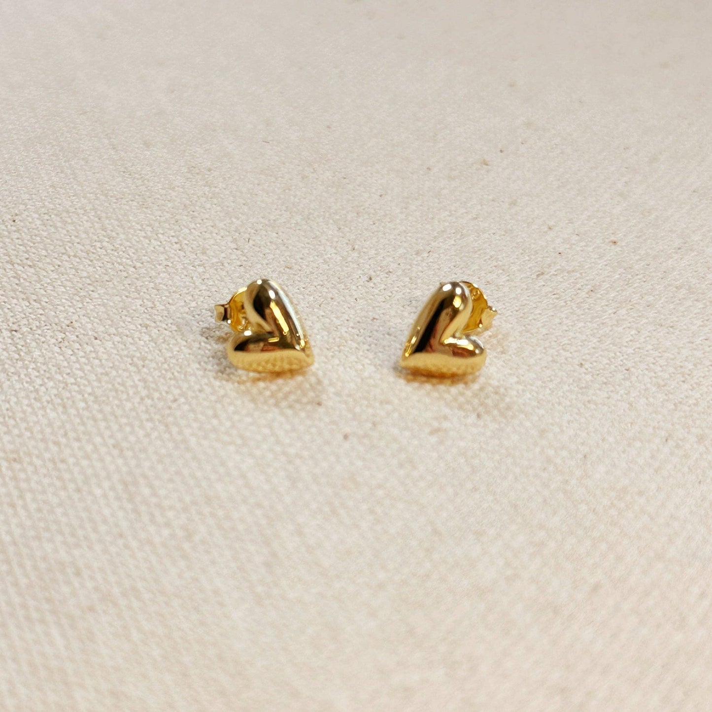 Boucles d’oreilles cœurs asymétriques