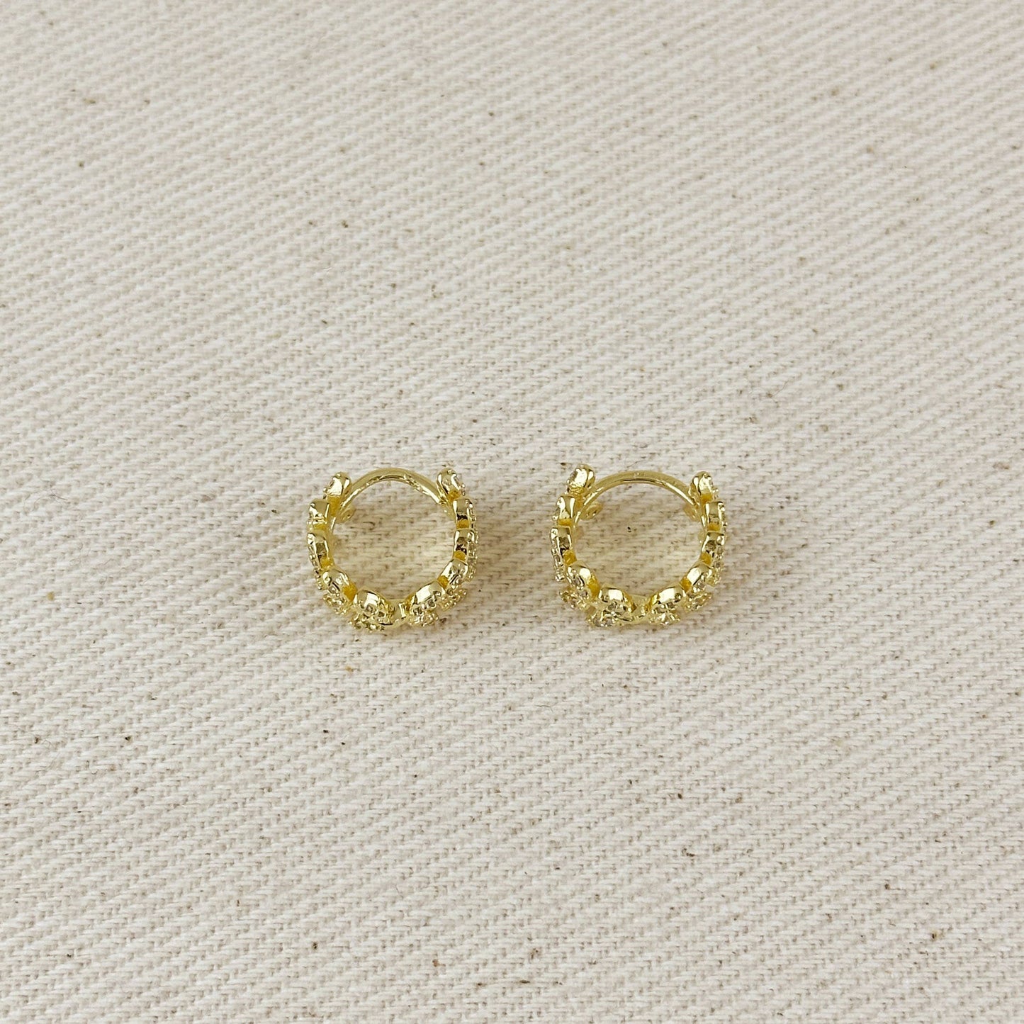 Créoles en forme de feuille avec zircons cubiques, en or rempli 18 carats