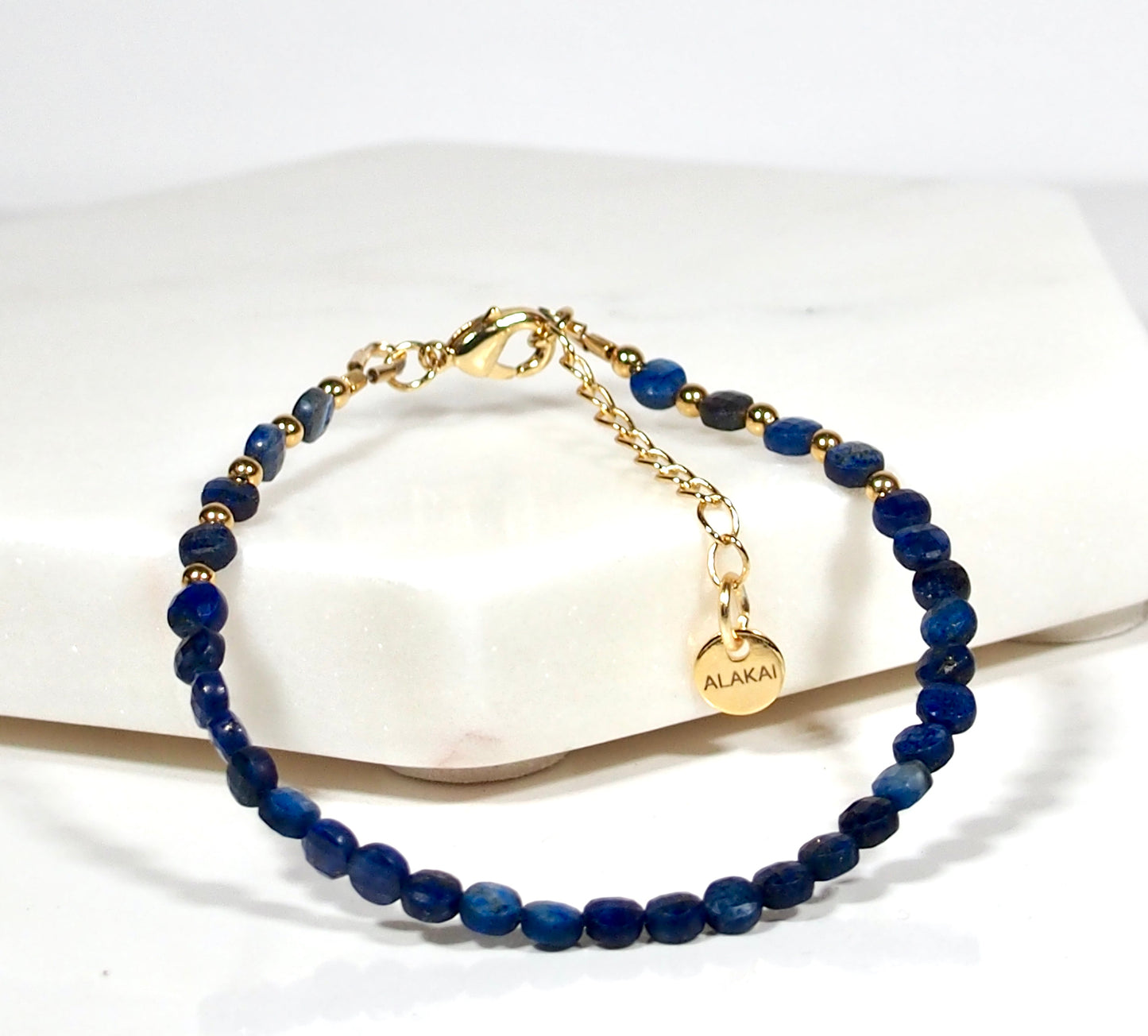 Bracelet fin pastilles lapis-lazuli