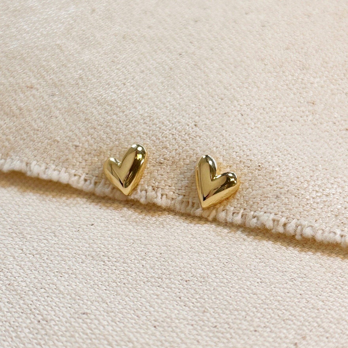 Boucles d’oreilles cœurs asymétriques