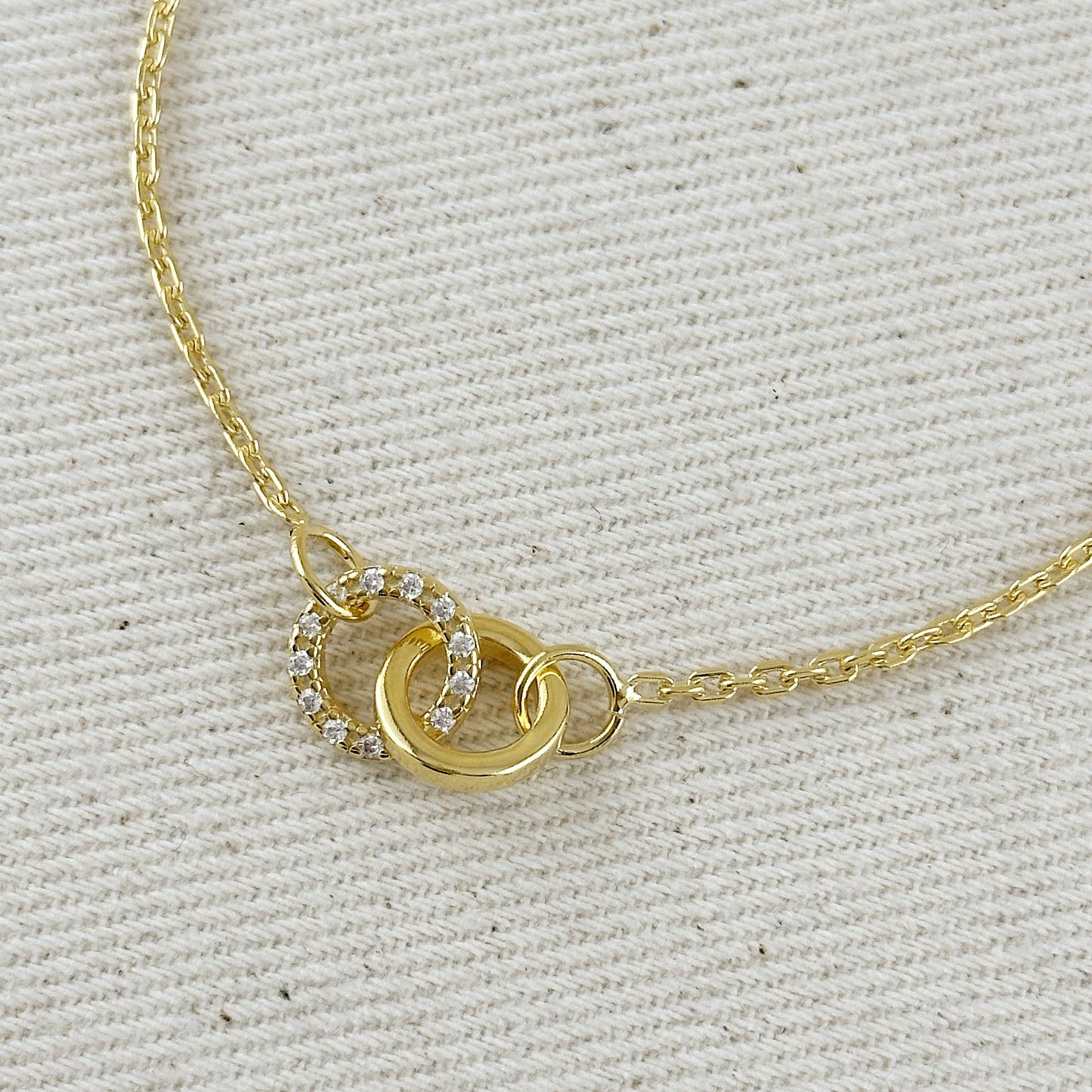 Bracelet en or rempli 18k avec maillons et zircon cubique