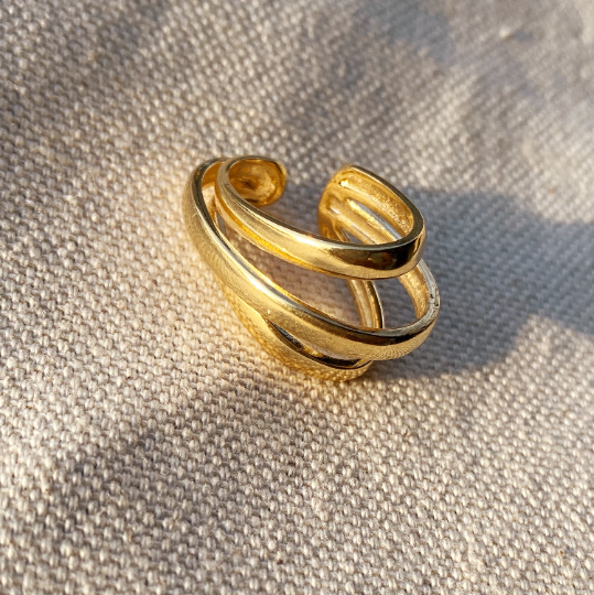 Bague d’oreille délicate à trois fils