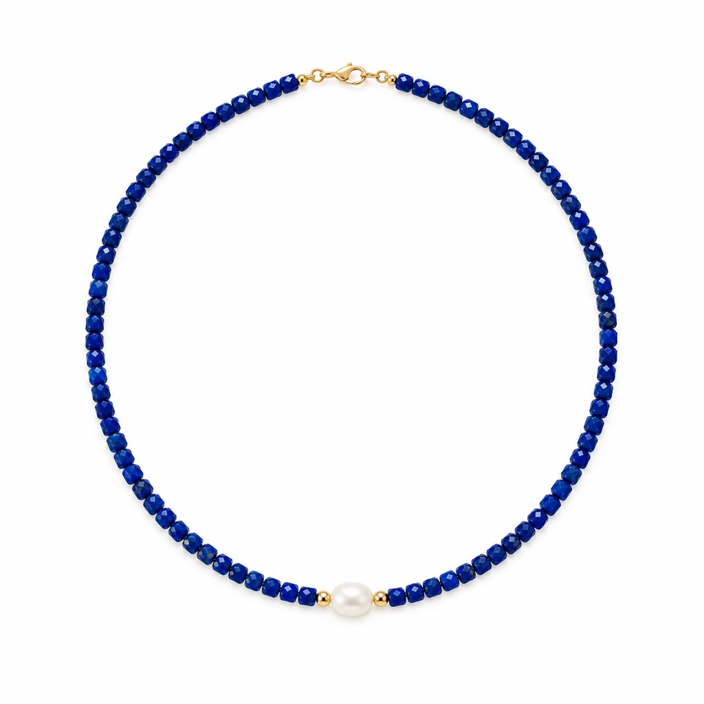 Collier en lapis lazuli et or rempli.