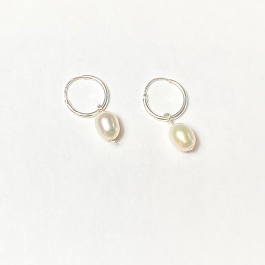Boucles d'oreilles dormeuses et perles argent