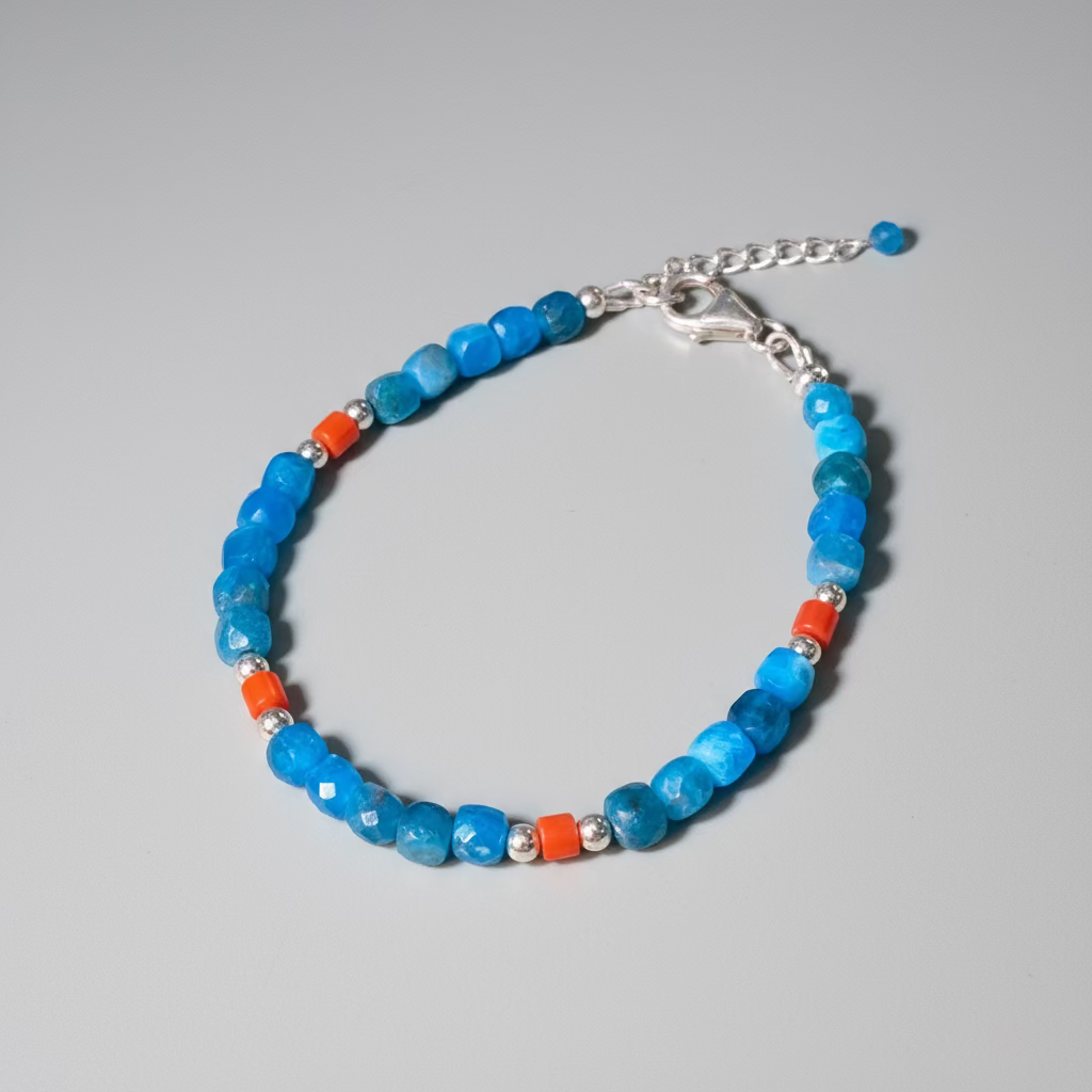 Bracelet en apatite et corail de Méditerranée