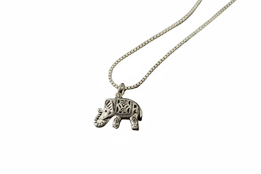 Collier avec pendentif éléphant I