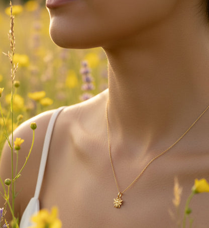 Collier Abeille Reine en Or rempli
