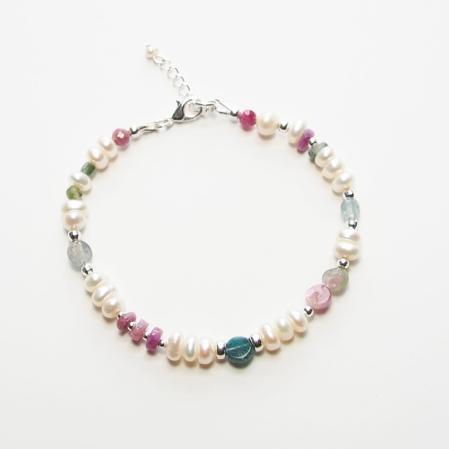 Bracelet perles d'eau douce et tourmaline