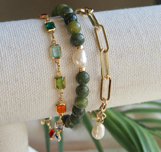 Bracelet en jade, or et perle