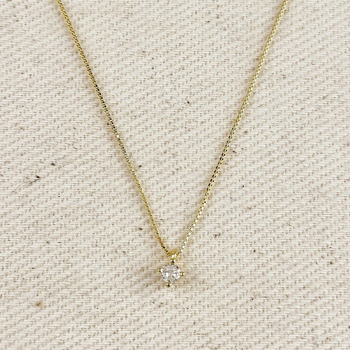 Collier Solitaire Mini CZ en Or Rempli 18k