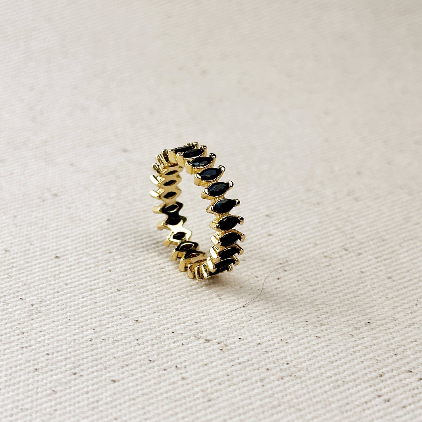 Bague Marquise Eternity remplie d'or 18 carats