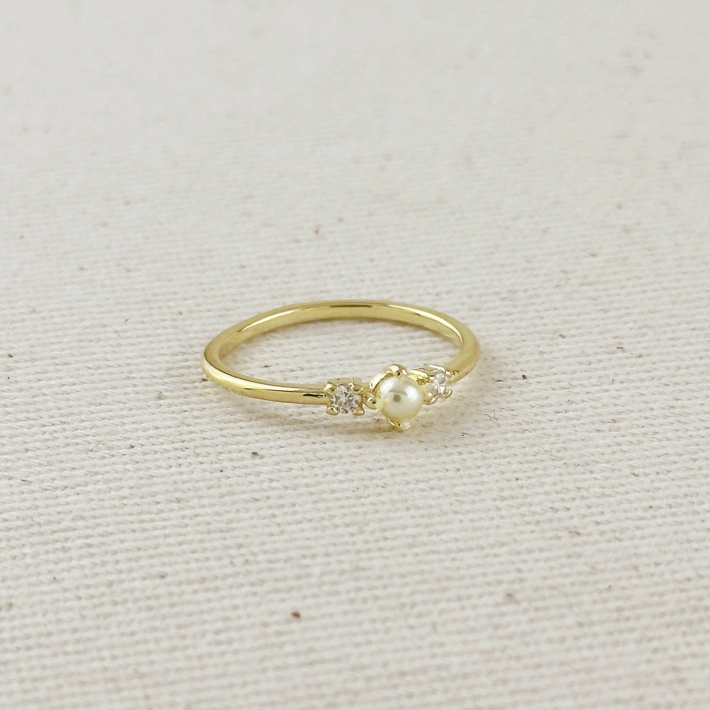Bague en or rempli 18k avec perle et cristal