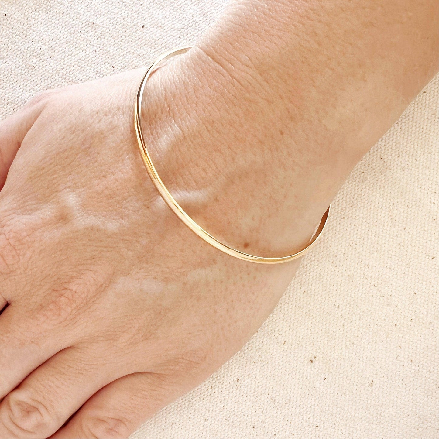 Bracelet jonc classique en or rempli 18 carats