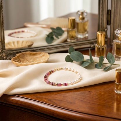 Bracelet en perles d'eau douce et tourmaline rose.