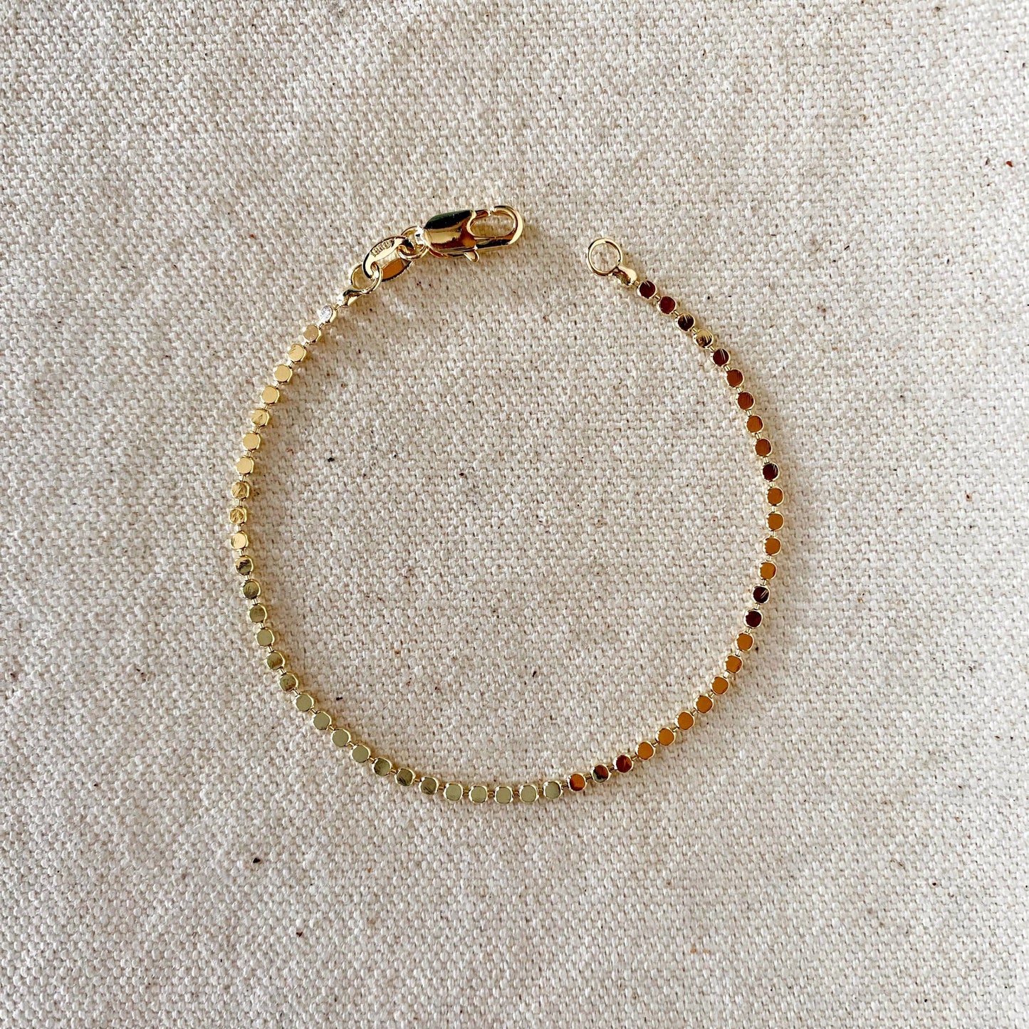 Bracelet à billes de 2 mm en plaqué or 18 carats