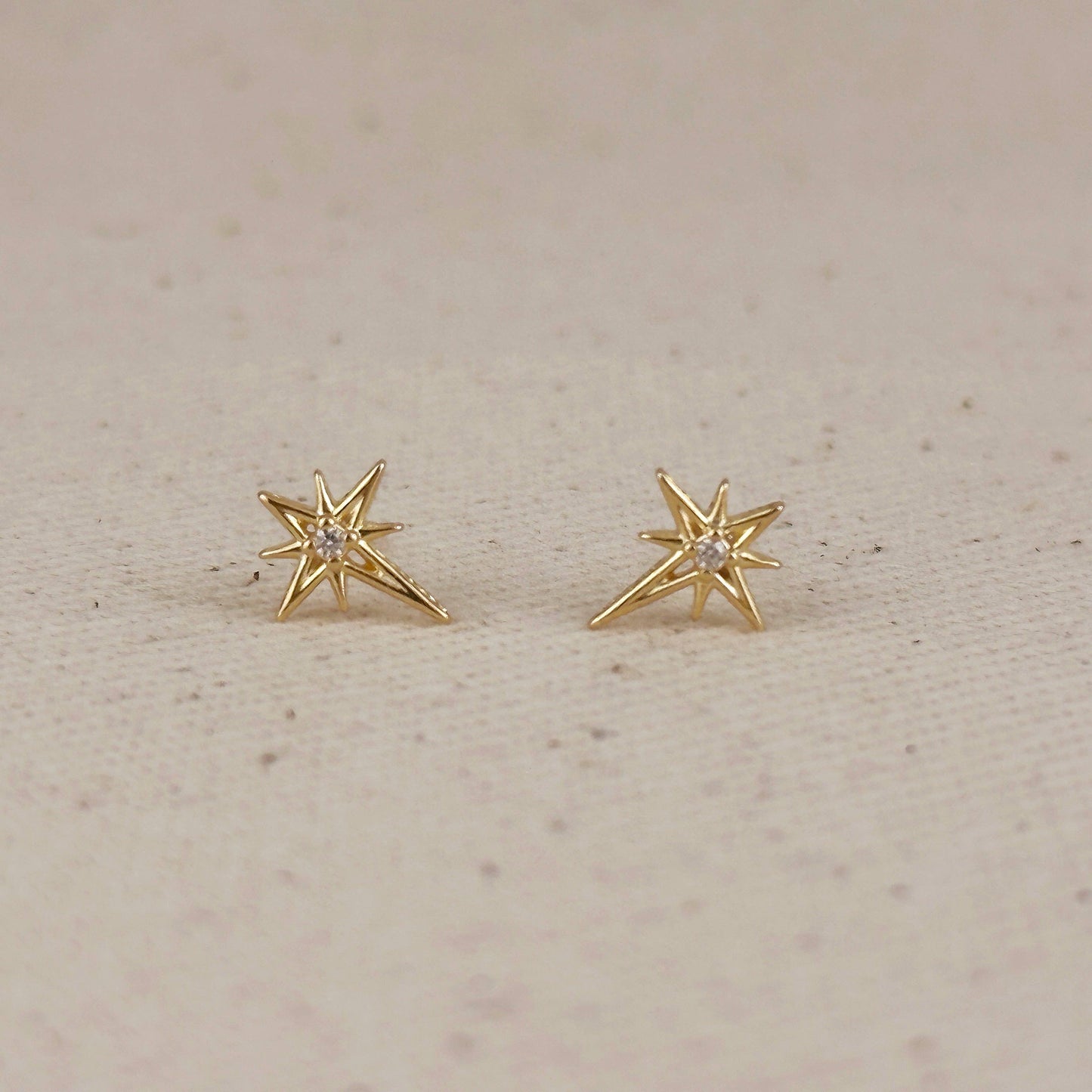 Clous d'oreilles Starburst en or 18 carats