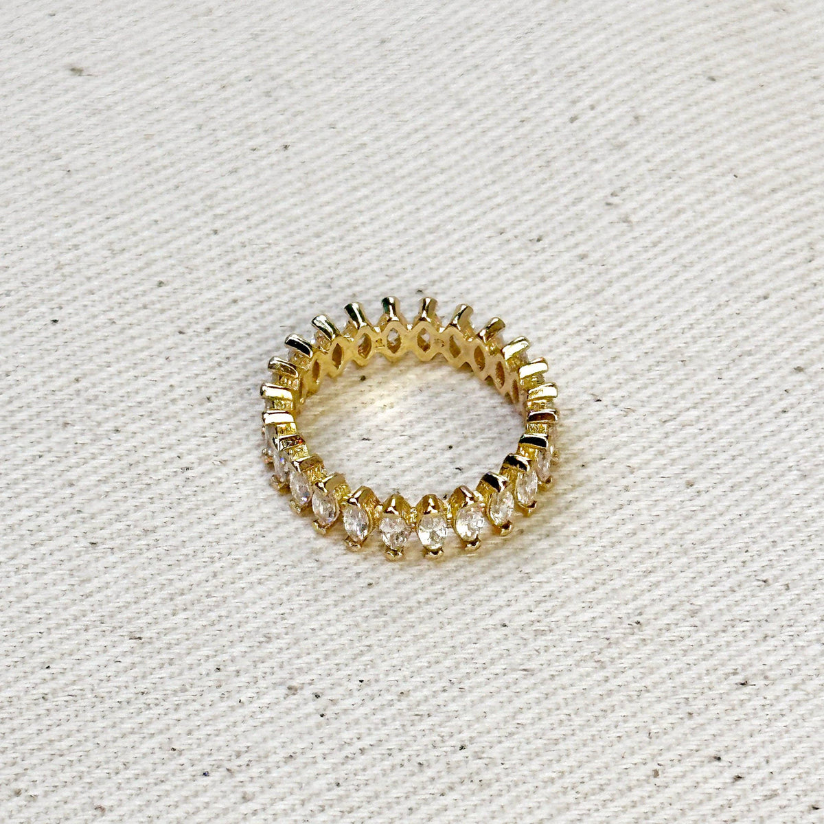 Bague Marquise Eternity remplie d'or 18 carats