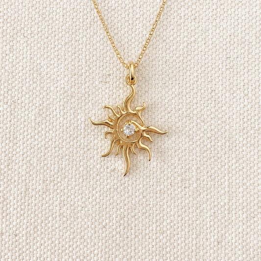 Collier avec Pendentif soleil radiant en or rempli 18k avec pierres en zircone cubique