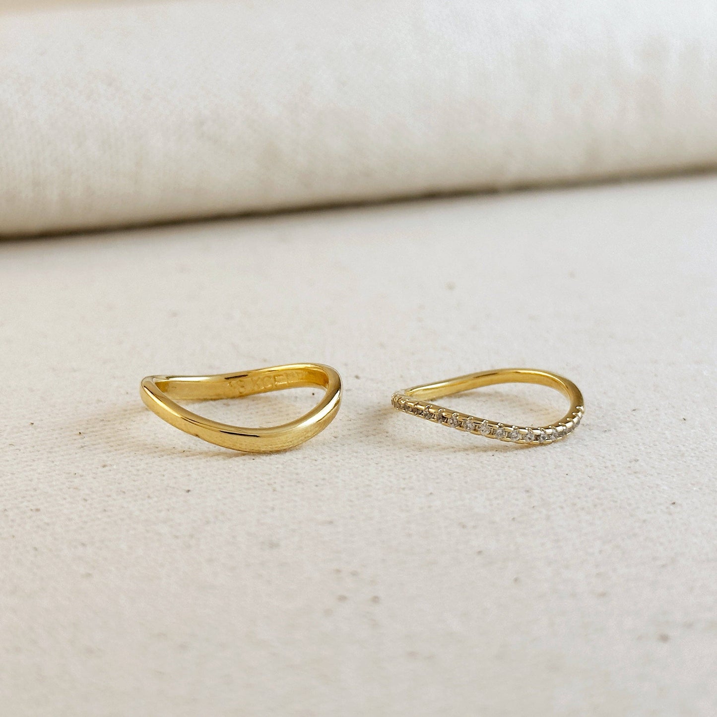 Bague Vague Empilable en Or Rempli 18k