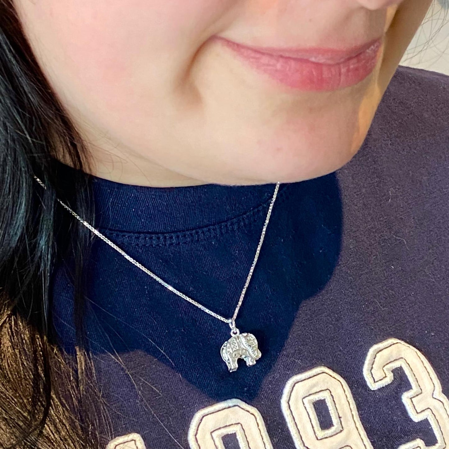 Collier chaîne en argent et pendentif éléphant