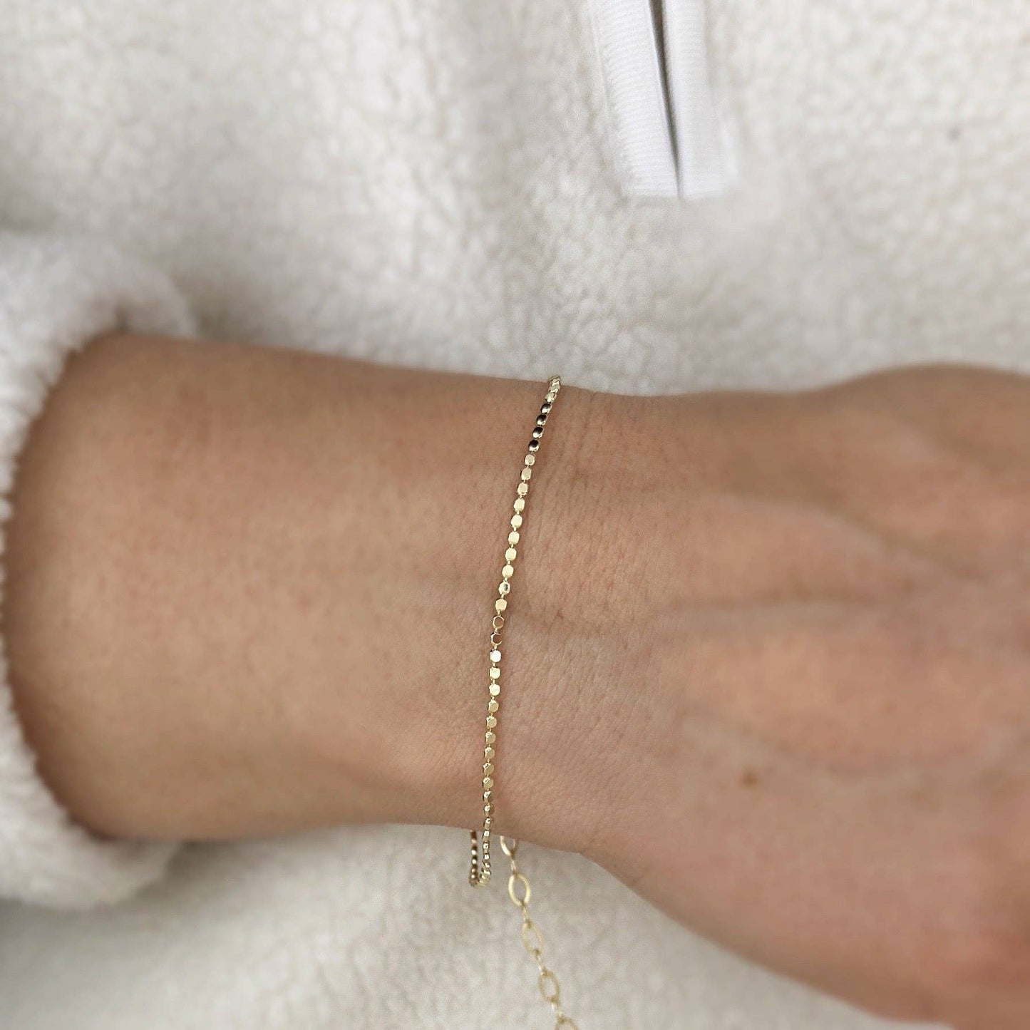 Bracelet à billes plates 1,5 mm en or rempli 18k