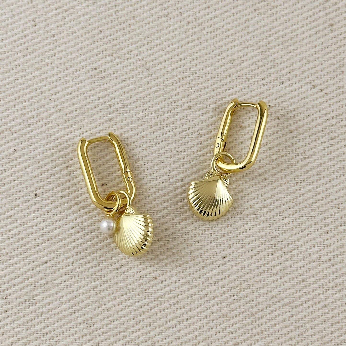Boucles d'oreilles rectangulaires polies à cliquet