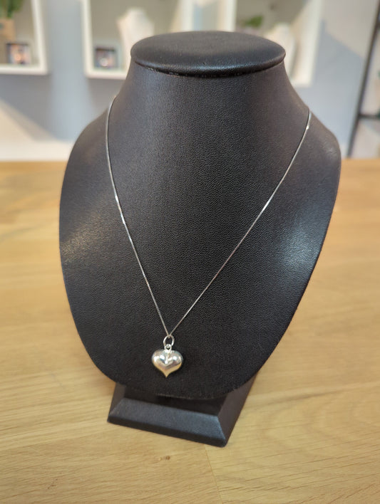 Collier avec fine chaîne box en argent et pendentif coeur XL